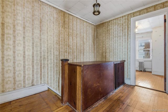 61-24 65th Street, Middle Village, NY 11379