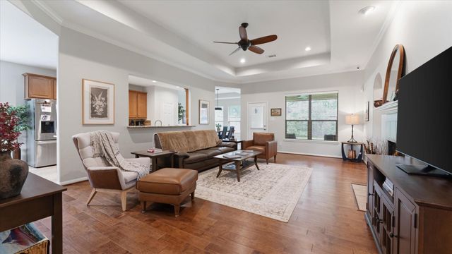 754 Forest Lane Drive, Conroe, TX 77302