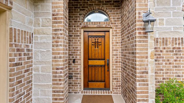 754 Forest Lane Drive, Conroe, TX 77302