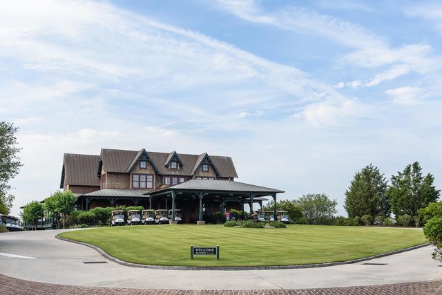 4129 Gnarled Oaks Lane, Johns Island, SC 29455