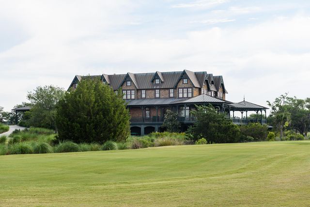 4129 Gnarled Oaks Lane, Johns Island, SC 29455