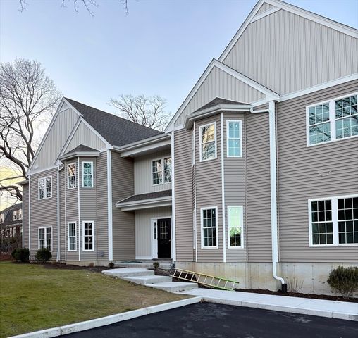 4 S Spooner St 6, Plymouth, MA 02360