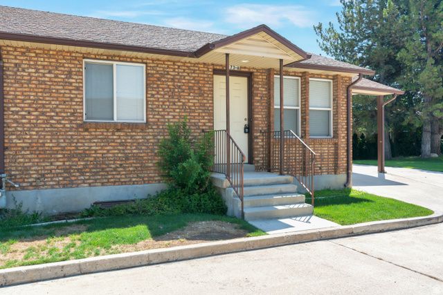 161 E 8000 S, Sandy, UT 84070