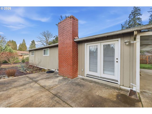 381 MARION Ln, Eugene, OR 97404