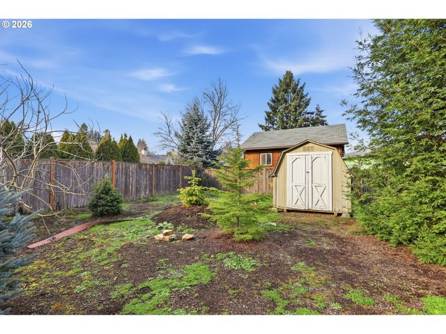 381 MARION Ln, Eugene, OR 97404