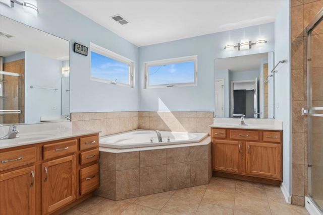 724 N Misty Ridge Drive N, Romeoville, IL 60446