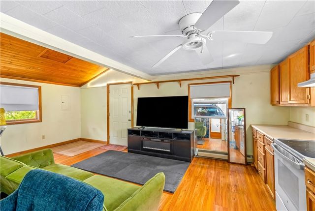 34 Steere Avenue, North Providence, RI 02911