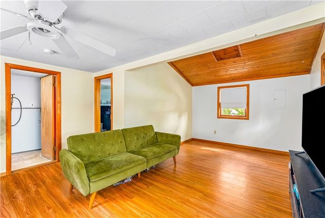 34 Steere Avenue, North Providence, RI 02911