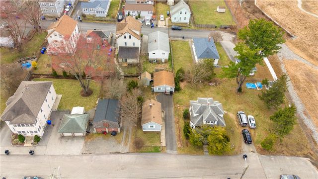 34 Steere Avenue, North Providence, RI 02911