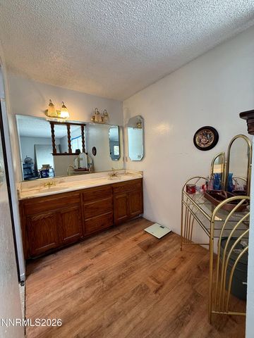 1309 Siskiyou Drive, Carson City, NV 89701