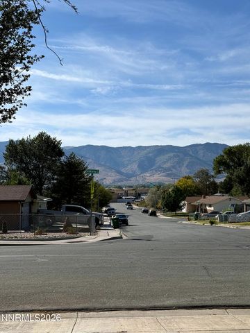 1309 Siskiyou Drive, Carson City, NV 89701