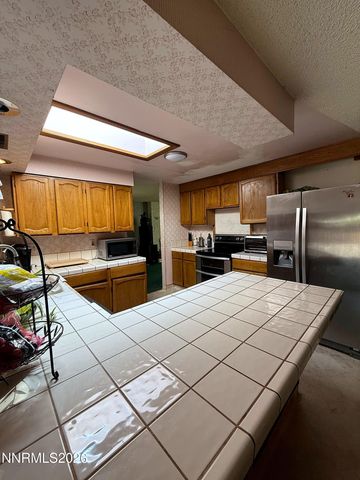 1309 Siskiyou Drive, Carson City, NV 89701