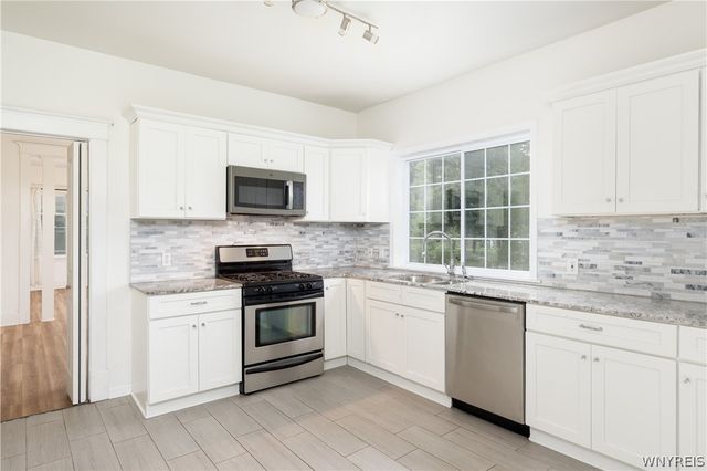 167 Royal Parkway West, Amherst, NY 14221