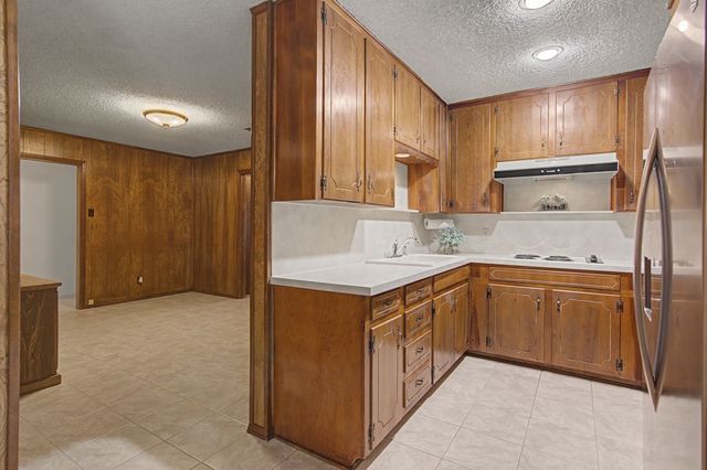 42 Page Street, Hurst, TX 76053