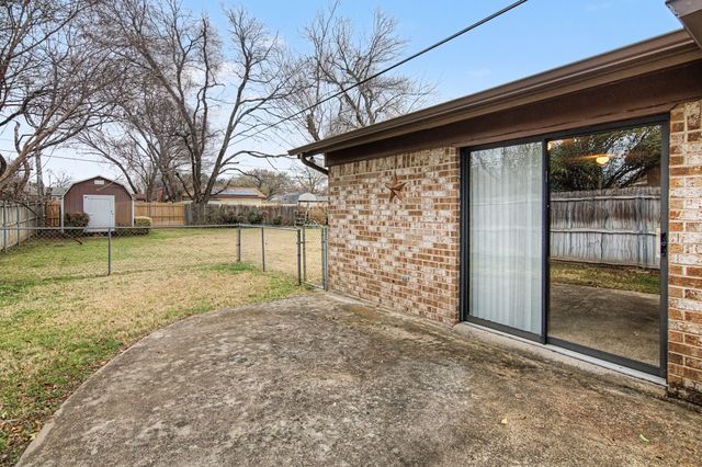 42 Page Street, Hurst, TX 76053
