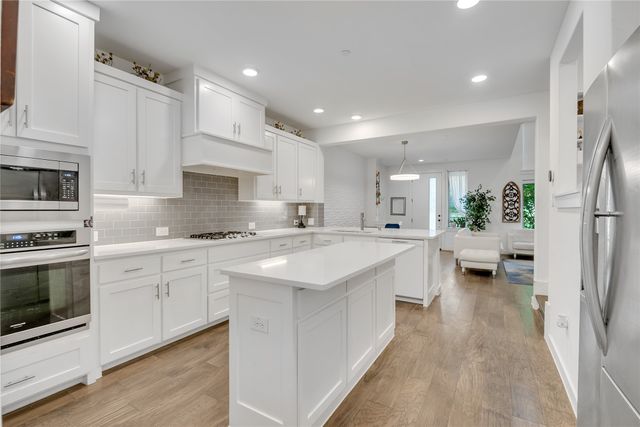 525 Division Street, Plano, TX 75075