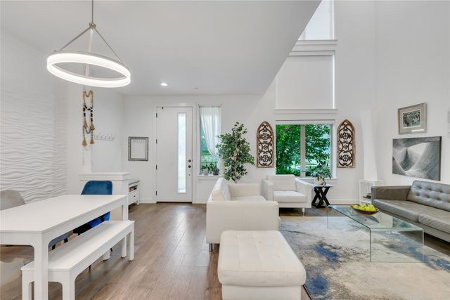 525 Division Street, Plano, TX 75075