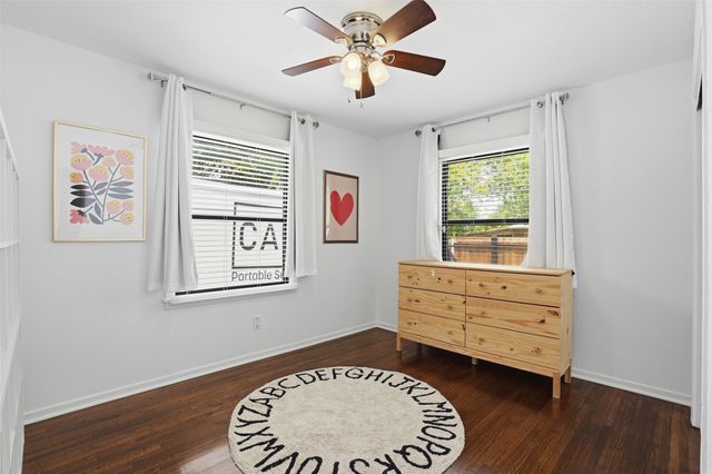 5600 Dennis Avenue, Fort Worth, TX 76114