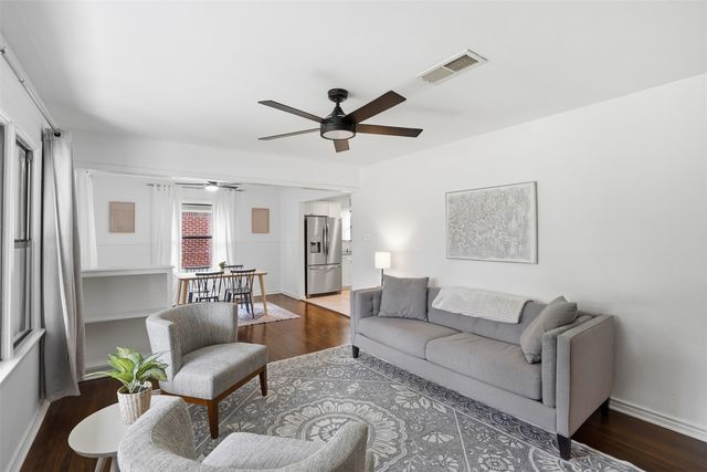 5600 Dennis Avenue, Fort Worth, TX 76114