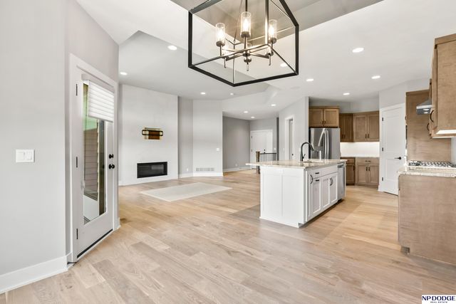 1404 S 200 Avenue Circle, Omaha, NE 68130