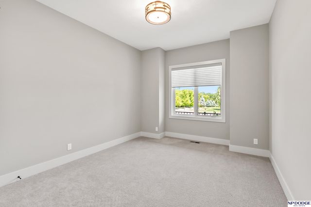 1404 S 200 Avenue Circle, Omaha, NE 68130