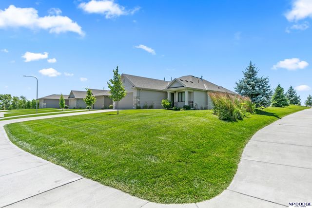 1404 S 200 Avenue Circle, Omaha, NE 68130
