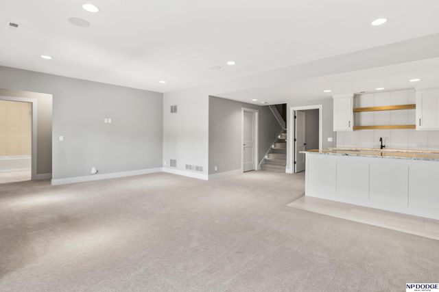 1404 S 200 Avenue Circle, Omaha, NE 68130