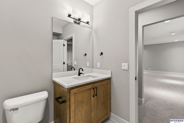 1404 S 200 Avenue Circle, Omaha, NE 68130