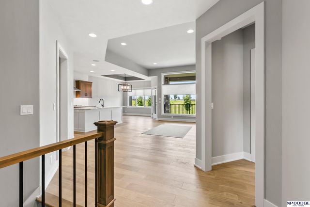 1404 S 200 Avenue Circle, Omaha, NE 68130