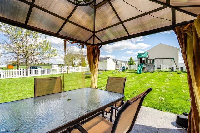 2750 Himelrigh Boulevard, Barberton, OH 44203