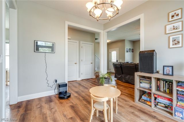 2750 Himelrigh Boulevard, Barberton, OH 44203