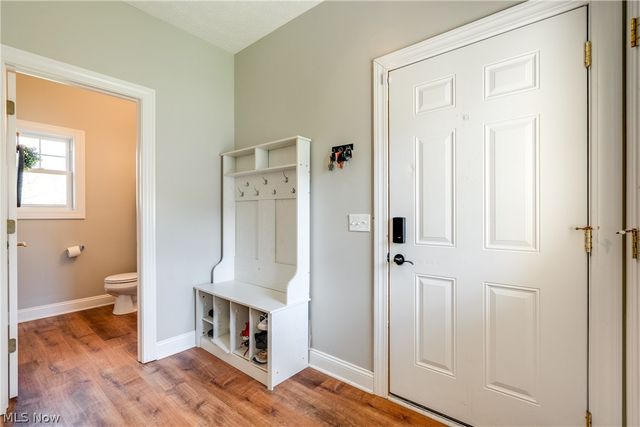 2750 Himelrigh Boulevard, Barberton, OH 44203