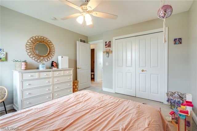2750 Himelrigh Boulevard, Barberton, OH 44203