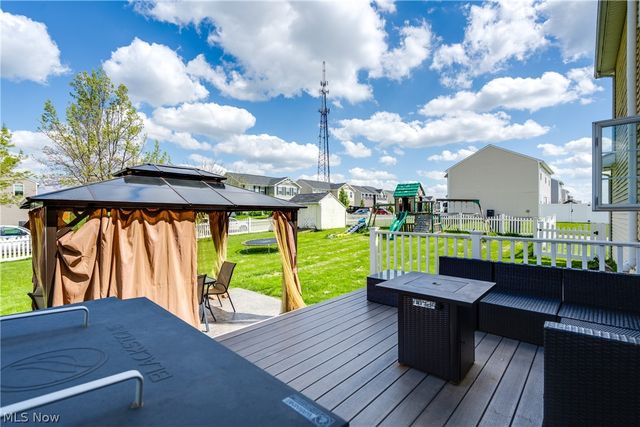 2750 Himelrigh Boulevard, Barberton, OH 44203