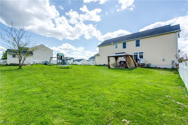 2750 Himelrigh Boulevard, Barberton, OH 44203