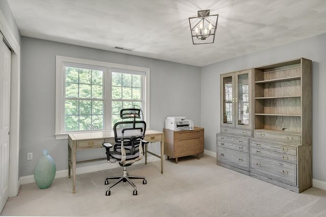 4 Carter Dr, Natick, MA 01760