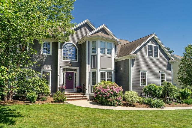 4 Carter Dr, Natick, MA 01760