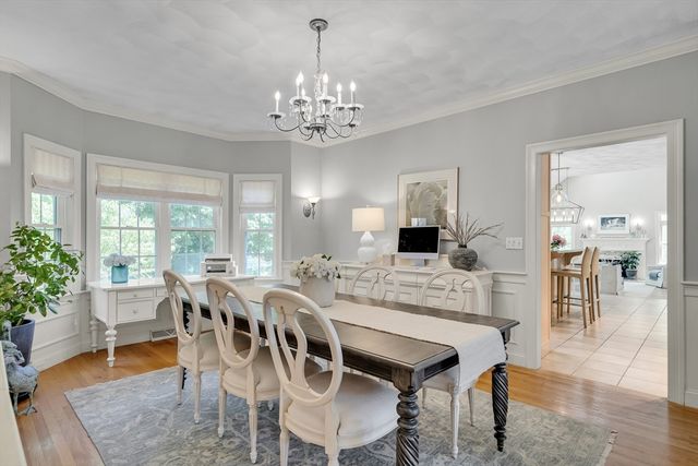 4 Carter Dr, Natick, MA 01760