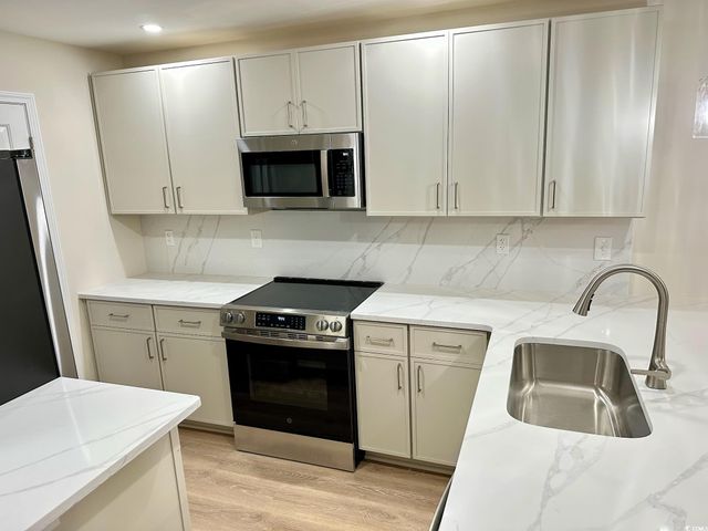 9 Pistachio Loop D, Murrells Inlet, SC 29576