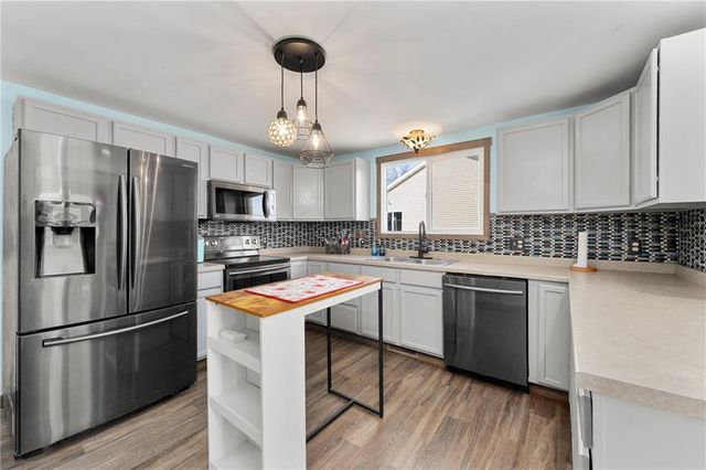 1715 SE 2nd Avenue, Menomonie, WI 54751