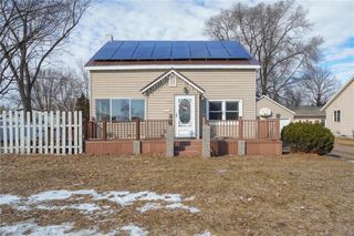 1715 SE 2nd Avenue, Menomonie, WI 54751