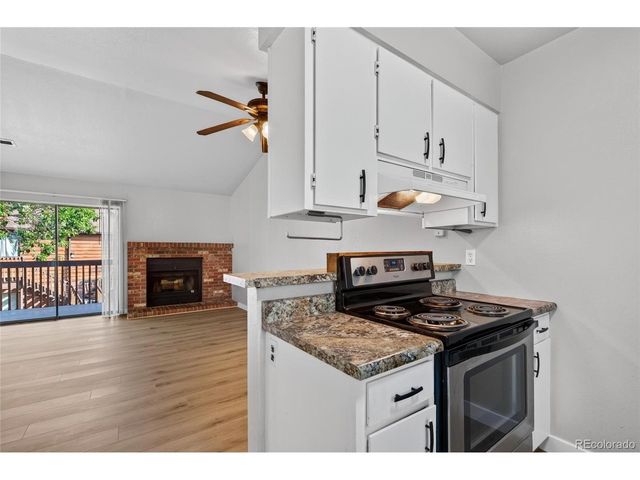 2273 S Buckley Rd 202, Aurora, CO 80013