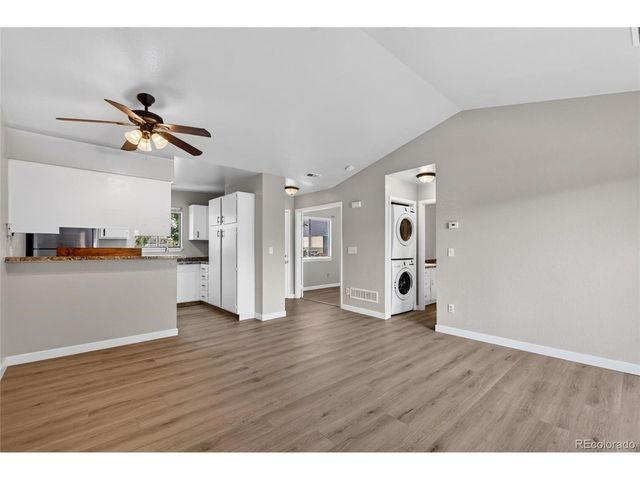 2273 S Buckley Rd 202, Aurora, CO 80013