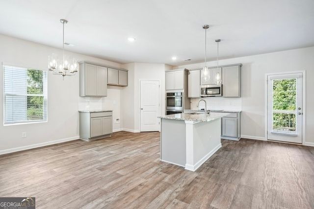447 River Walk Farm Parkway, Covington, GA 30014