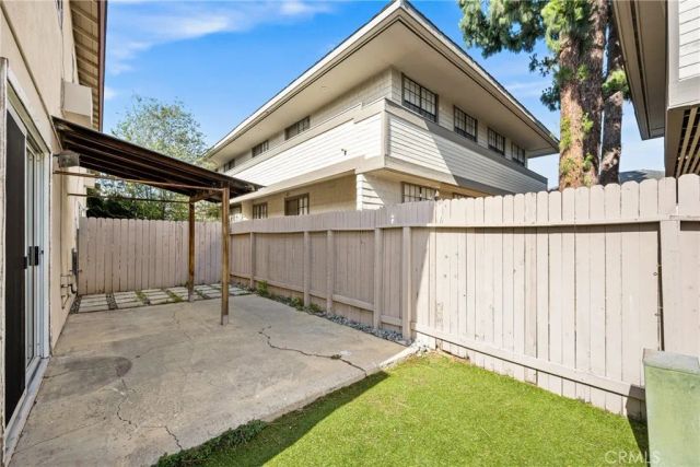 473 E 1st, Tustin, CA 92780