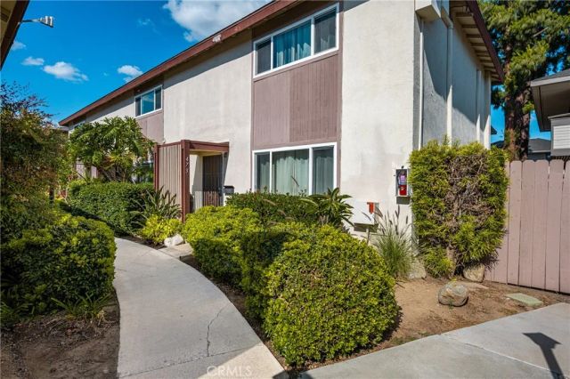 473 E 1st, Tustin, CA 92780