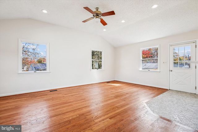 11603 VEIRS MILL RD, Silver Spring, MD 20902