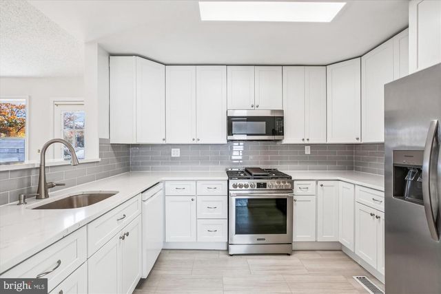 11603 VEIRS MILL RD, Silver Spring, MD 20902