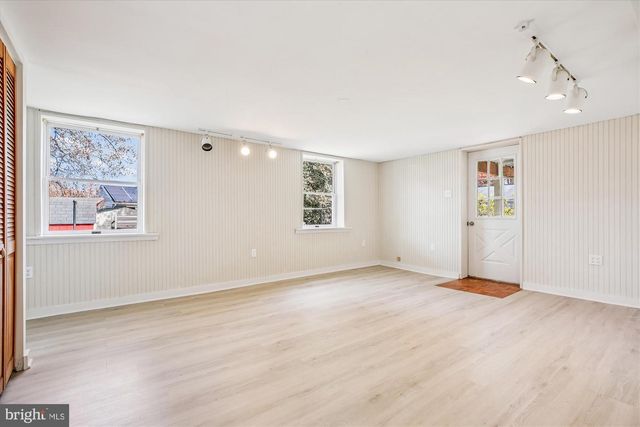 11603 VEIRS MILL RD, Silver Spring, MD 20902