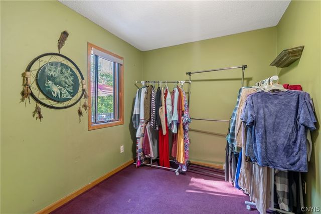 4735 Grange Road, Clay, NY 13041